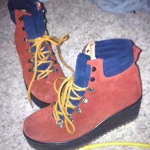 Barely work Madison Harding wedged sneakers